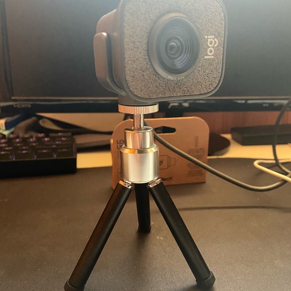 LOGITECH HD STREAM-CAM | BRAND NEW - Picture 5 of 7
